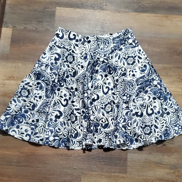 Ralph Lauren Blue and White Floral Skater Cotton Skirt - Picture 1 of 7